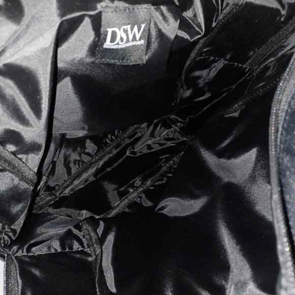 DSW  TRAVEL  BACKPACK  TOTEBAG - Picture 2 of 6